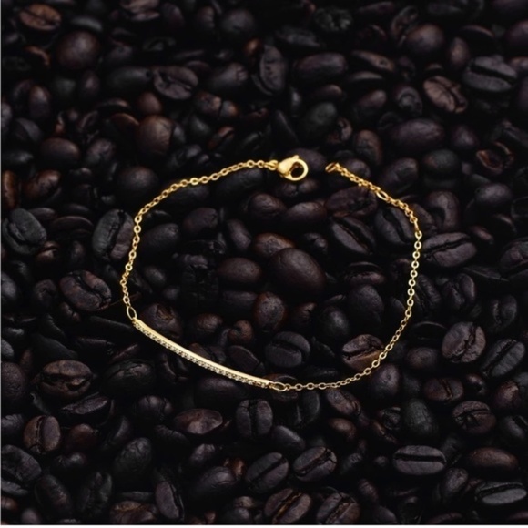 GOLD 14k Gold Plated Cubic Zirconia Bar Bracelet - Picture 3 of 3